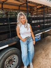 Load image into Gallery viewer, The Wilson Barrel Jeans