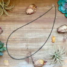 Load image into Gallery viewer, 28” Graduated Sterling Silver Pearl Necklace