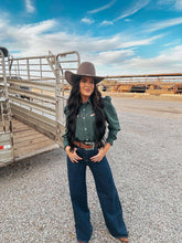 Load image into Gallery viewer, The Cheyenne Jeans