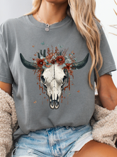 Load image into Gallery viewer, Cactus Moon Co. Graphic Tee