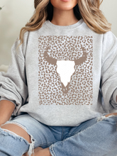 Load image into Gallery viewer, Western Cheetah Graphic