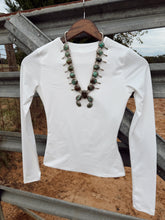 Load image into Gallery viewer, The Basic Top - white