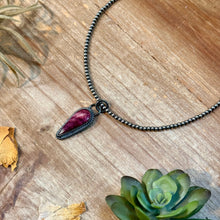 Load image into Gallery viewer, ***FREE Sterling Silver Pearl Necklace + MJ Purple Spiny Oyster Pendant