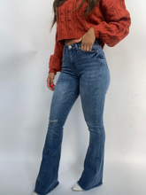 Load image into Gallery viewer, Sarah Distressed Medium Wash Flares