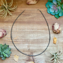Load image into Gallery viewer, 22” Graduated Sterling Silver Pearl Necklace
