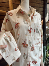 Load image into Gallery viewer, The Winnie Button Down Top