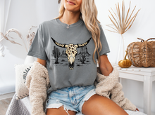Load image into Gallery viewer, Cheetah Desert Drive Graphic Tee