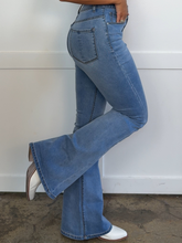 Load image into Gallery viewer, Danny Medium Wash Flare Jeans
