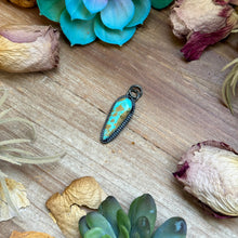 Load image into Gallery viewer, mj pendant Royston