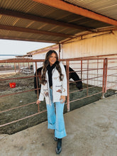 Load image into Gallery viewer, The Western Coat