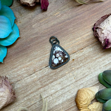 Load image into Gallery viewer, mj pendant wild horse bigger