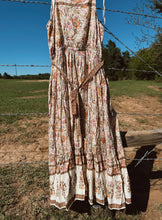 Load image into Gallery viewer, The Cici Maxi Dress