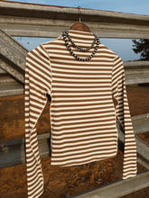Load image into Gallery viewer, The Juniper Top