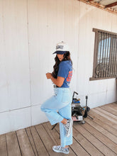 Load image into Gallery viewer, The Rain Jeans