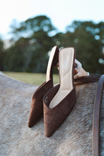 Load image into Gallery viewer, The Kitten Heel- Chocolate