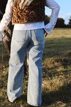 Load image into Gallery viewer, The Bronky Jeans