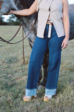 Load image into Gallery viewer, The Halter Tie Top
