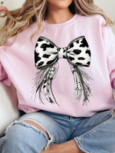 Load image into Gallery viewer, Prairie Cowgirl Graphic