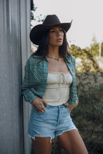 Load image into Gallery viewer, Saylor Distressed Denim Shorts - Light Wash
