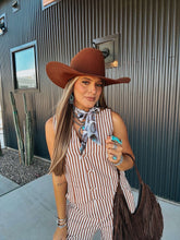 Load image into Gallery viewer, The Stripe Vest