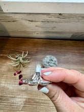 Load image into Gallery viewer, Cluster - size 8 - red spiny and sterling silver