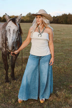 Load image into Gallery viewer, The Wide Leg Jeans