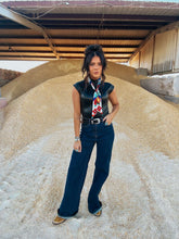 Load image into Gallery viewer, The Cheyenne Jeans