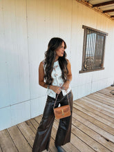 Load image into Gallery viewer, The Maddog Leather Waverly Purse