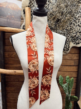 Load image into Gallery viewer, The Rose Twilly