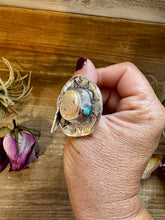 Load image into Gallery viewer, Adjustable Cowboy Hat Ring – Kingman Turquoise – Sterling Silver – Navajo Handmade by Robby Manuelito – USA