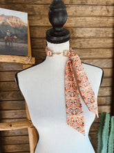 Load image into Gallery viewer, The Prairie Days Twilly - Peach