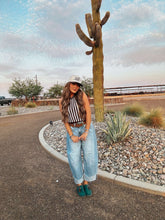 Load image into Gallery viewer, The Ceily Jeans