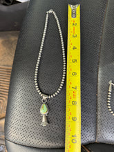 Load image into Gallery viewer, The Julie Necklace