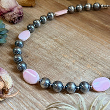 Load image into Gallery viewer, Pink Conch Oval &amp; Sterling Silver Pearl Necklace