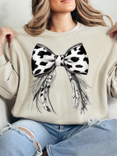 Load image into Gallery viewer, Prairie Cowgirl Graphic