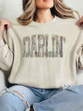 Load image into Gallery viewer, Hello Darlin' Camo Graphic