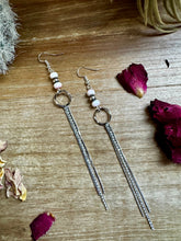 Load image into Gallery viewer, Chic dangle earrings with pink conch  &amp; sterling silver pearls