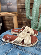 Load image into Gallery viewer, The Hanny Sandals