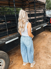 Load image into Gallery viewer, The Wilson Barrel Jeans