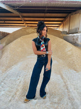 Load image into Gallery viewer, The Cheyenne Jeans