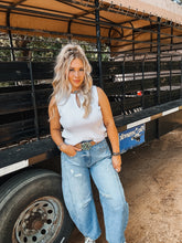 Load image into Gallery viewer, The Wilson Barrel Jeans