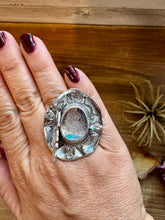 Load image into Gallery viewer, Adjustable Cowboy Hat Ring – Kingman Turquoise – Sterling Silver – Navajo Handmade by Robby Manuelito – USA