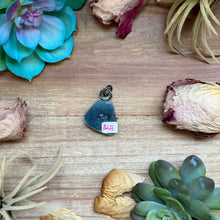 Load image into Gallery viewer, mj pendant wild horse bigger