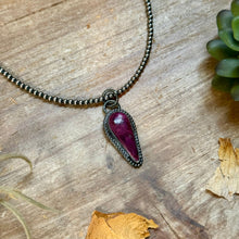 Load image into Gallery viewer, ***FREE Sterling Silver Pearl Necklace + MJ Purple Spiny Oyster Pendant