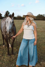 Load image into Gallery viewer, The Wide Leg Jeans