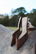 Load image into Gallery viewer, The Kitten Heel- Chocolate