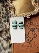 Load image into Gallery viewer, The Lainey Earrings