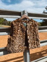 Load image into Gallery viewer, The Leopard Fur Vest
