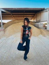 Load image into Gallery viewer, The Cheyenne Jeans