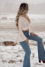 Load image into Gallery viewer, Danny Medium Wash Flare Jeans